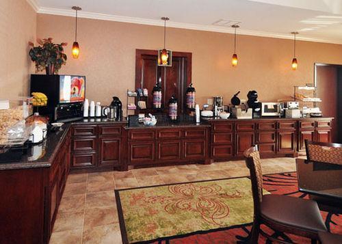 Econo Lodge آشبورو المظهر الخارجي الصورة